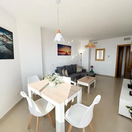 Appartement On The 1st Line Of The Sabinillas With Sea Views *