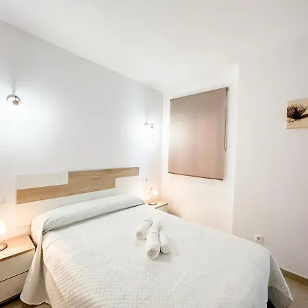 Appartement On The 1st Line Of The Sabinillas With Sea Views San Luis de Sabinillas