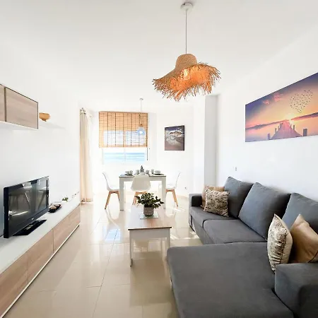 On The 1st Line Of The Sabinillas With Sea Views Appartement