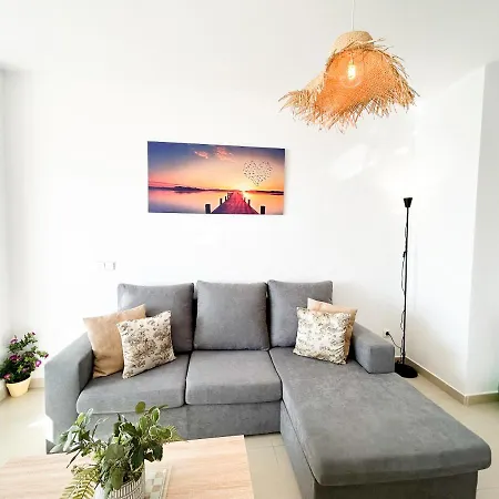 Appartement On The 1st Line Of The Sabinillas With Sea Views *