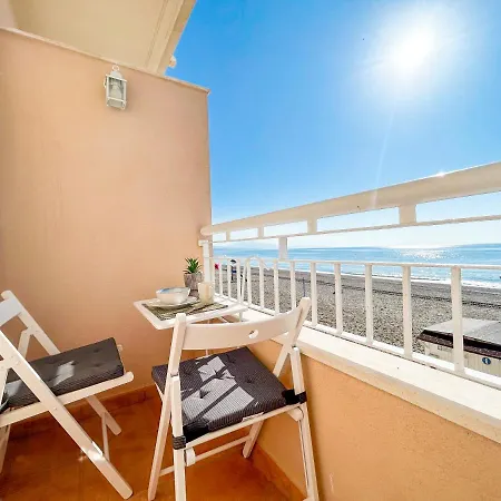 شقة On The 1st Line Of The Sabinillas With Sea Views *